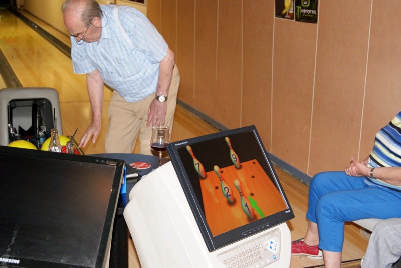 bowling2014080614.jpg